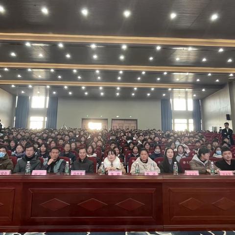 青春正当歌，逐梦向未来