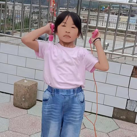 多彩暑假  米脂华润希望小学五级1班高雅楠“五个一”作业展示