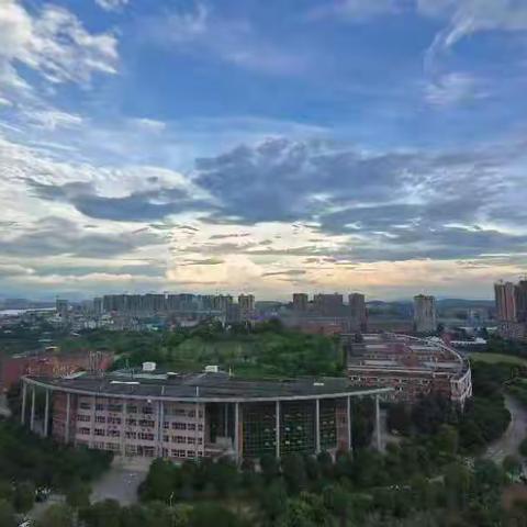 永州市第四中学2322班                   戎装青春  不负韶华    军训篇