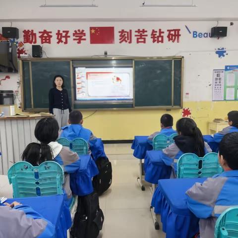童心迎元旦 欢乐启新程 尉犁县第七小学开展迎新年庆元旦主题班会