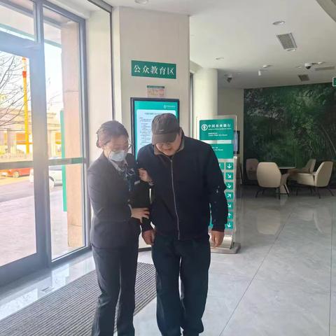 农行服务持续升温 让温暖常在