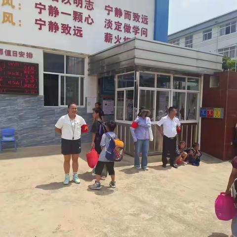 宁洱镇第二小学【校园百态】——第十三周