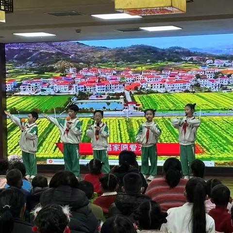 蛇年新春到，福气满满绕