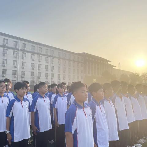 且抒凌云志，不负少年时——七年级十二班前来报道