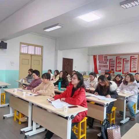 开“题”启思 “研”途致远 ——襄阳五中附属初级中学英语组市级课题开题