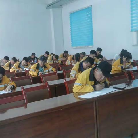 眼睛向内找差距，总结经验补短板