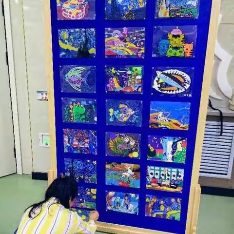 童心执笔   艺彩斑斓——明德小学举行学生主题创作艺术展