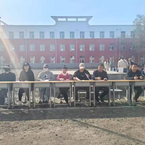 强少年体魄 展学子风采——拉哈镇第二小学军体拳展演活动