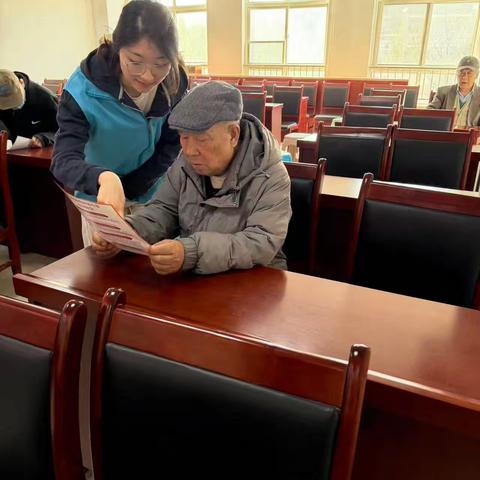 官后街社区开展常态化扫黑除恶宣传活动