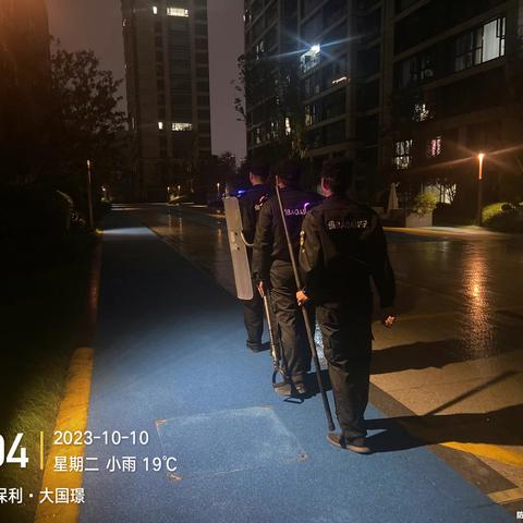 我们一直在路上，希望为您点亮归家的那盏灯