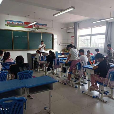 精彩课堂，共同成长———马砦小学新教师交流课