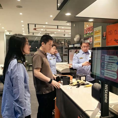 全力开展节前检查，保障食品药品安全——市监沣东分局食药科开展“五一”节前食品药品安全检查