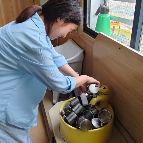 幼儿园日常工作与活动掠影