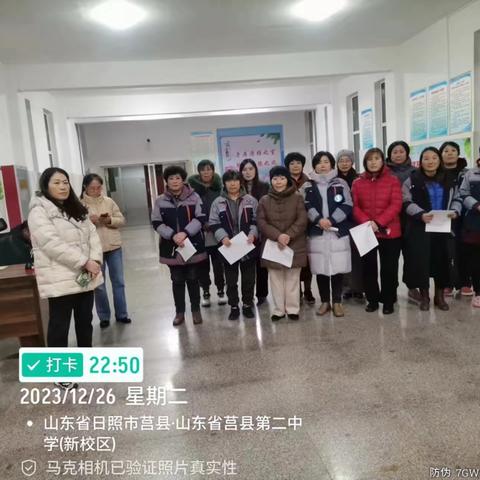默默守护，感谢宿舍楼管老师的辛勤付出，感谢家属鼎力支持。