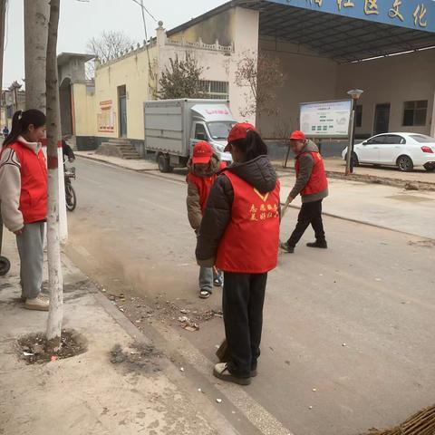 以龙之志，筑锋之行——吕村镇前冯宿小学学雷锋活动纪实