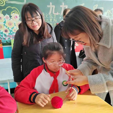 第九师王丽萍美术名师工作室与塔城市第一小学共探美育托管服务研讨活动