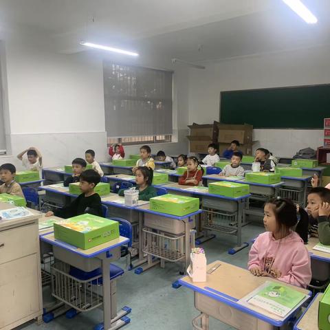 民主路小学一年级专注力课程L1课堂剪影