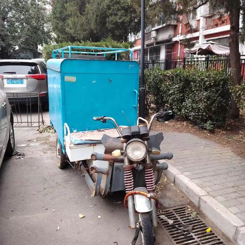 核二院社区推进违规电动三四轮车“倒计时”攻坚战