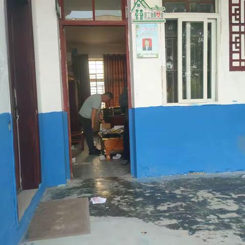 《暑气消融迎新凉 匠心筑梦启华章——万金店镇一中空调工程竣工告家长书》