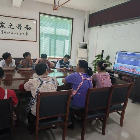 蓝田县中心敬老院对护理员进行消防知识宣传