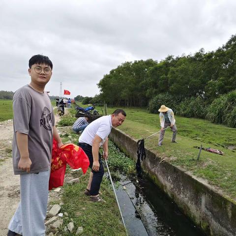 更新村委会开展三月份六水共治活动