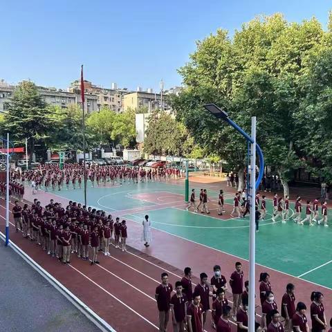 武汉市粮道街中学本部国防教育专题---军训日记（二）