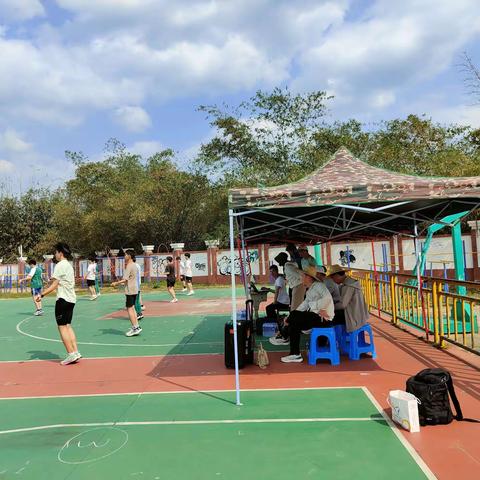 模拟测试，备战中考——儋州市第三中学初三体育模拟考试