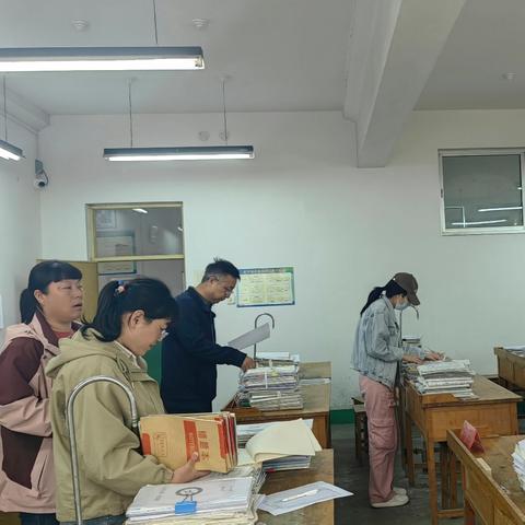 守正创新育桃李，黄河精神润初心——围子初中开展常规业务检查暨黄河文化主题育人成果展