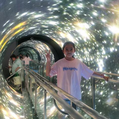 张梓晗开心快乐的暑假生活