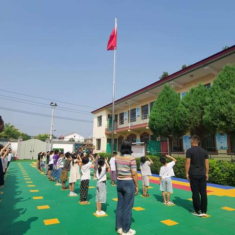 红旗飘扬，童心启航—鸡泽学区沙阳小学