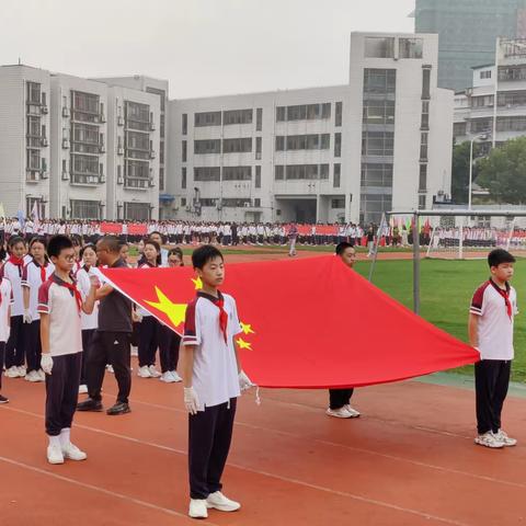 以运动,致青春——记扬中市第一中学七（7）班第三十七届运动会