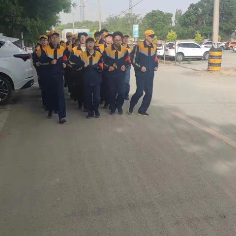 兰州西车辆段认真进行职业技能等级认定前强化培训工作