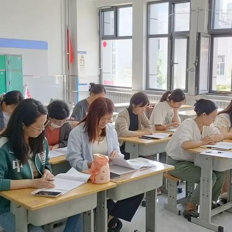 “学思共研，与美同行”——东明学校小学部美术组开展新学期教研活动