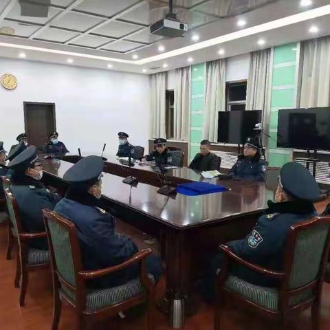 兴庆路大队“岁末年初”安保工作部署及慰问一线保安员
