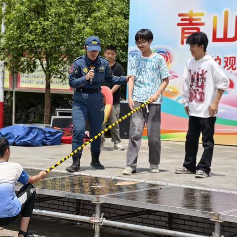 筑牢生命防线，防“溺”于未然—青山中学开展“防溺水”应急演练活动