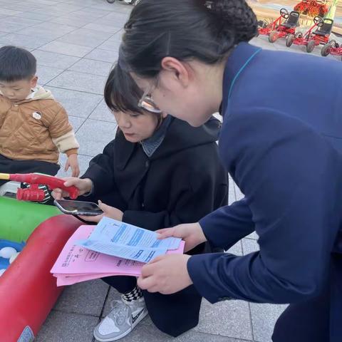 云和支行开展整治拒收人民币宣传活动