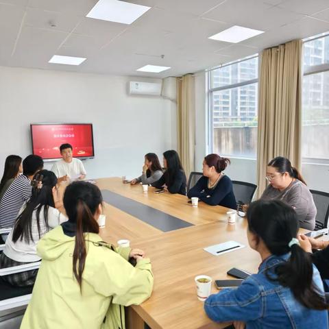 用心陪餐，用爱陪伴—淮上区培文幼儿园家长陪餐活动