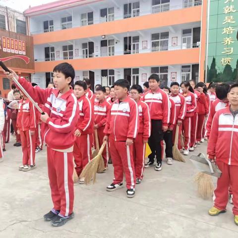 春“锋”送暖  化爱于行 ——阳店镇第一小学雷锋志愿服务活动（二）