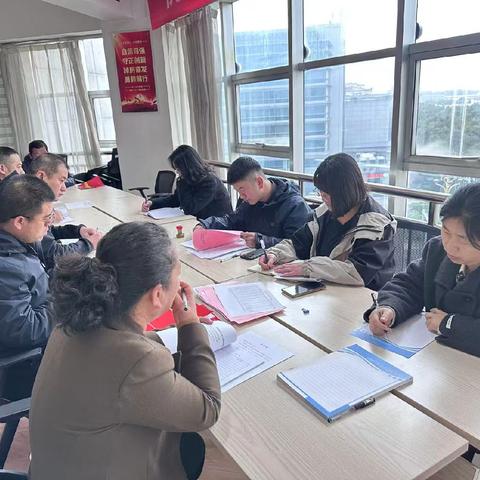 【机关第三党支部】组织召开10月份“重温峥嵘岁月 汲取奋进力量”主题党日活动