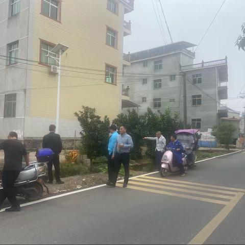 【寺前村委会】乡村振兴——环境卫生之马路整治篇！