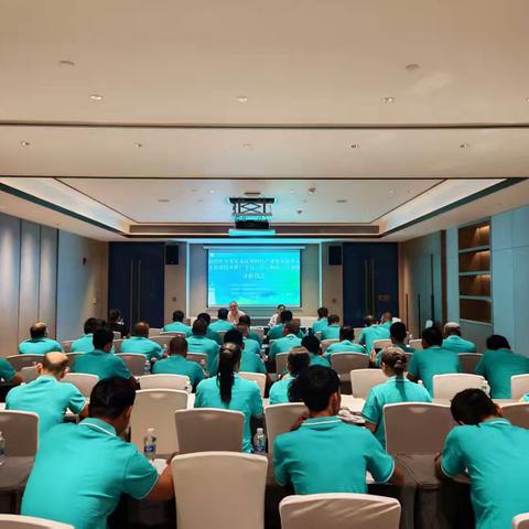 英州镇积极组织相关人员参加“2025年冬季瓜菜优势特色产业集群新型人才农业技术推广专员（豇豆种植）培训班”