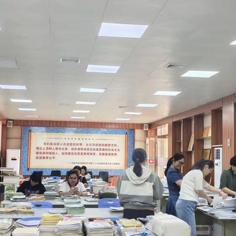 聚焦教学常规 共筑教育质量——琼海市嘉积第二中学2024-2025学年度第二学期期中教学常规检查