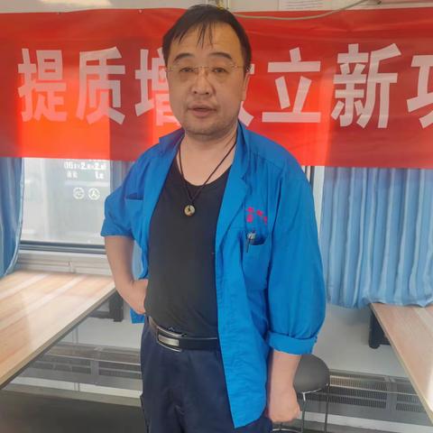 一人多岗的“勤务兵”，恪尽职守的“好师傅” ---崔鹏