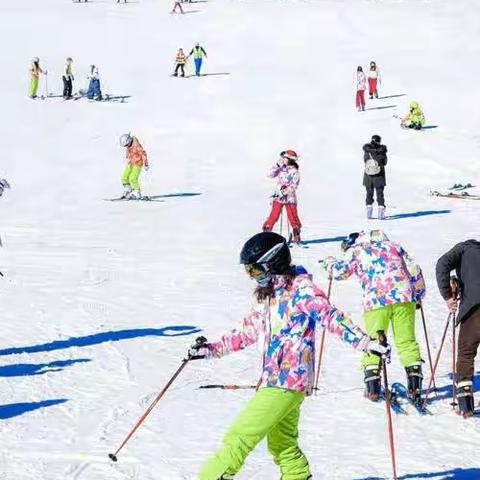 四四班   韩宇晨   九成宫滑雪大冒险🏂🏻