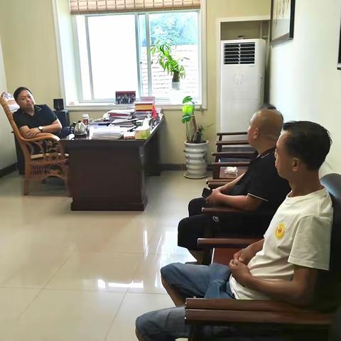 公开接访、重点约访、主动下访——岳村镇“三访”工作法保镇域和谐稳定