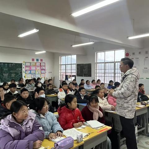 夯实小组建设 共促高效课堂 全员共同成长 ——马良镇小学召开小组长培训活动