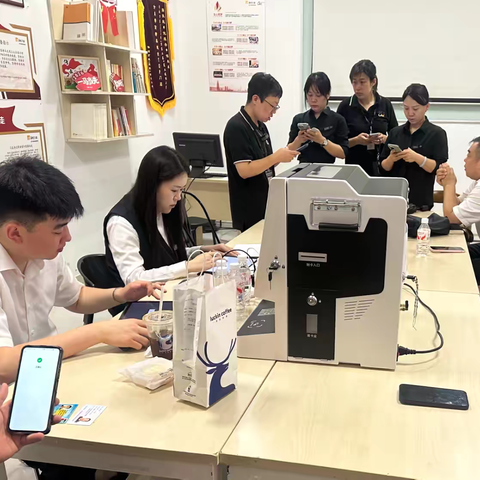 接续服务不停歇 金融惠民再升温——工行浑南支行持续开展社保卡万象城推广活动