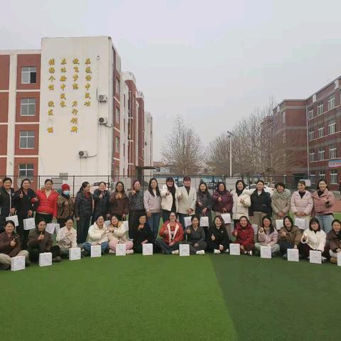 筑梦她力量 巾帼绽芳华——河流镇中心小学庆三八国际劳动妇女节主题活动