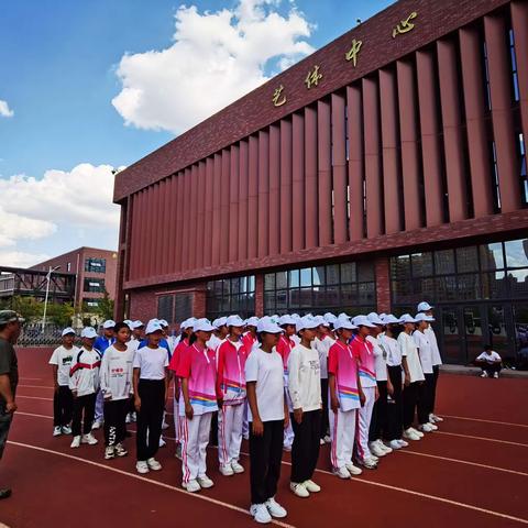 同学少年风华茂，戎马青春意气昂——高新二中七年级15班军训篇