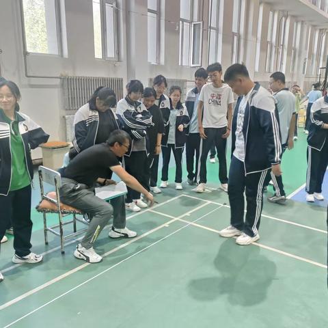 大庆市第四十六中学校初四体育中考训练第一阶段开学摸底考试进行中